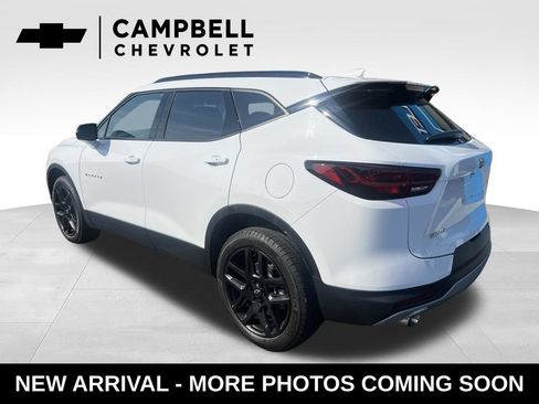 Used 2023 Chevrolet Blazer LT w/ Convenience Package FWD image 3