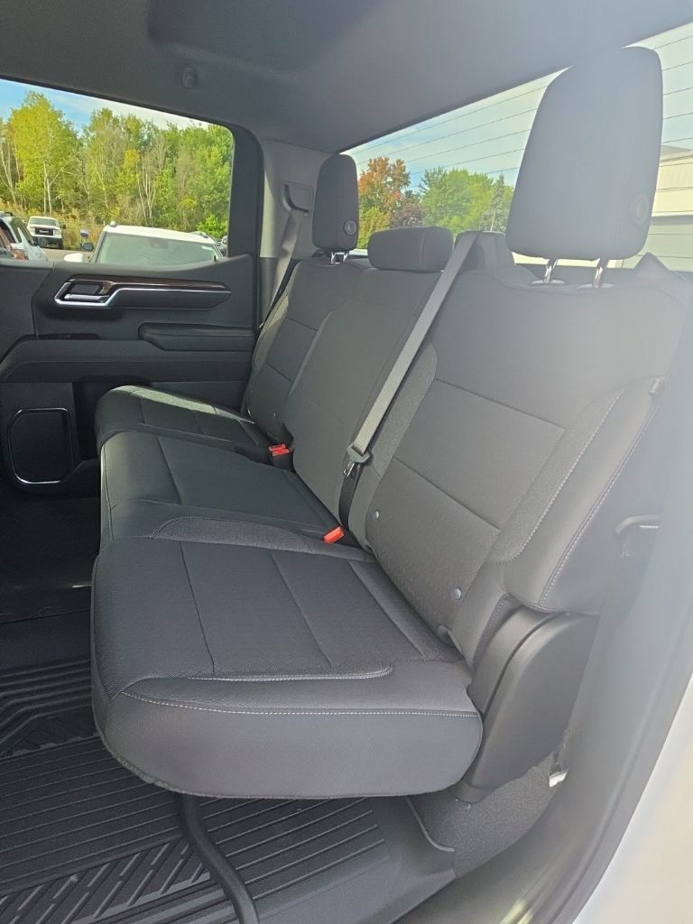New 2026 Chevrolet Silverado 1500 RST w/ Z71 Off-Road Package AWD/4WD image 10