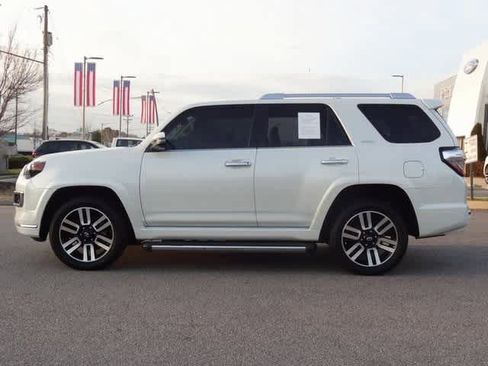 Used 2018 Toyota 4Runner Limited image 2