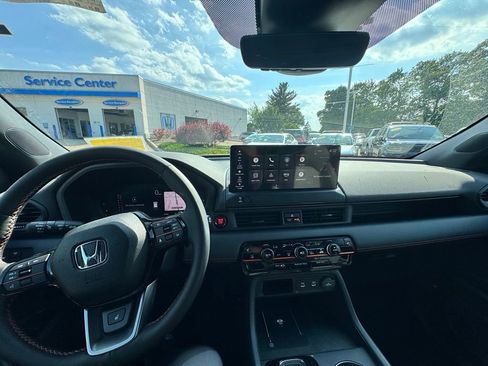 New 2026 Honda Pilot TrailSport image 10