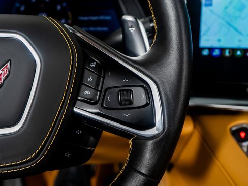 Used 2020 Chevrolet Corvette Stingray Premium Cpe w/ 3LT image 45