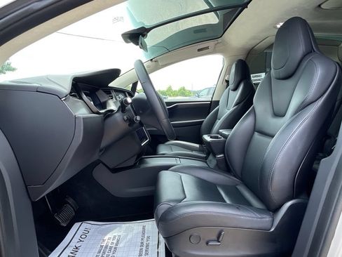 Used 2018 Tesla Model X 100D AWD/4WD image 17