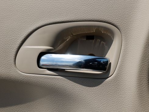 Used 2013 Chrysler 200 Touring w/ Cold Weather Group FWD image 42