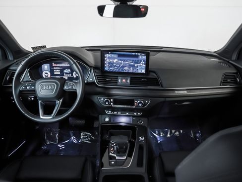 Used 2023 Audi Q5 2.0T Premium Plus w/ Premium Plus Package image 9