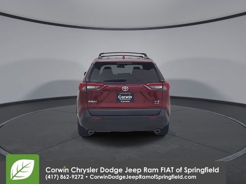 Used 2021 Toyota RAV4 XLE Premium AWD/4WD image 13