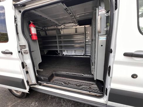 Used 2015 Ford Transit 250 130 Low Roof RWD image 27