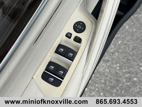 Used 2019 BMW 530i w/ Convenience Package RWD image 13
