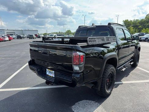 Used 2023 Toyota Tacoma TRD Pro AWD/4WD image 8