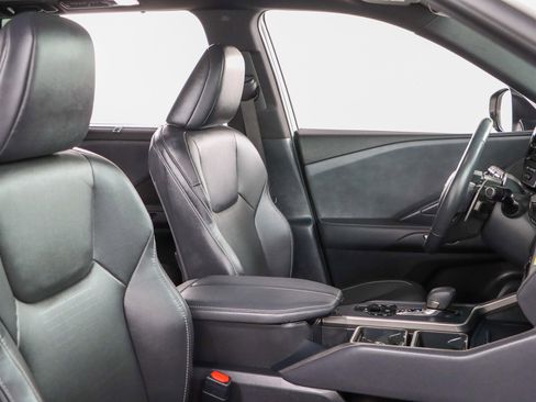 Used 2025 Lexus TX 350 AWD w/ Technology Package image 28