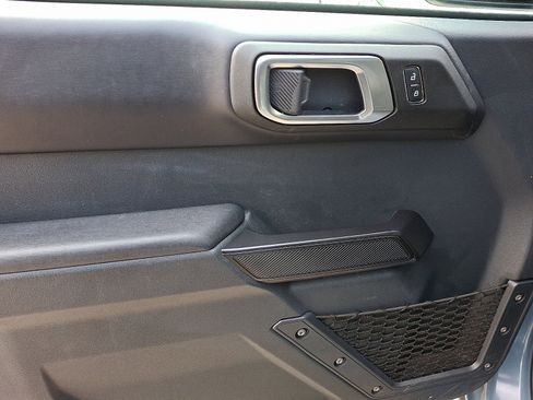 Certified 2025 Ford Bronco Badlands image 13