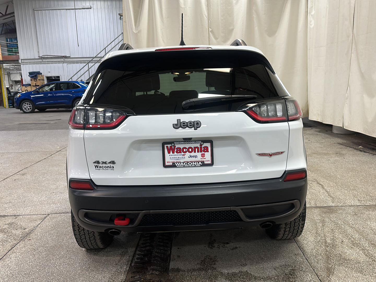 Used 2020 Jeep Cherokee Trailhawk w/ Comfort/Convenience Group AWD/4WD image 4