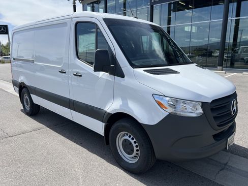 New 2026 Mercedes-Benz Sprinter 2500 image 5