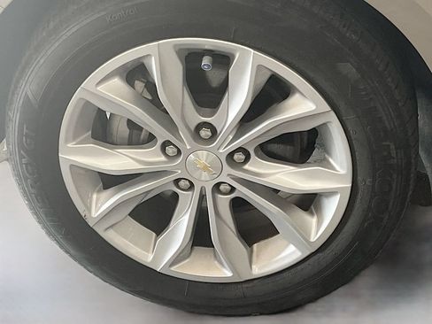 Used 2024 Chevrolet Malibu LT FWD image 29