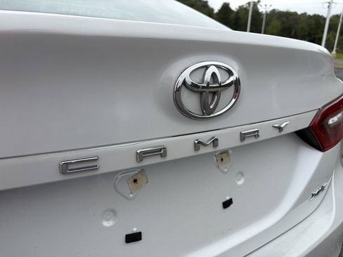 Used 2023 Toyota Camry XLE FWD image 30