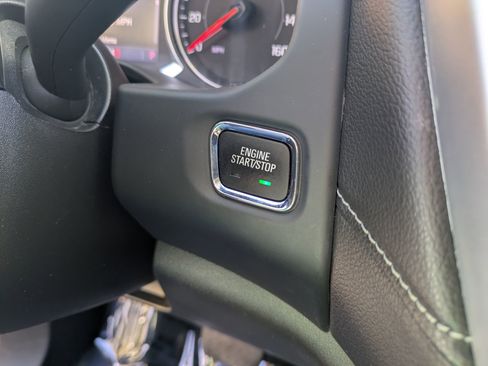 Used 2022 GMC Acadia SLE w/ Driver Convenience Package image 21