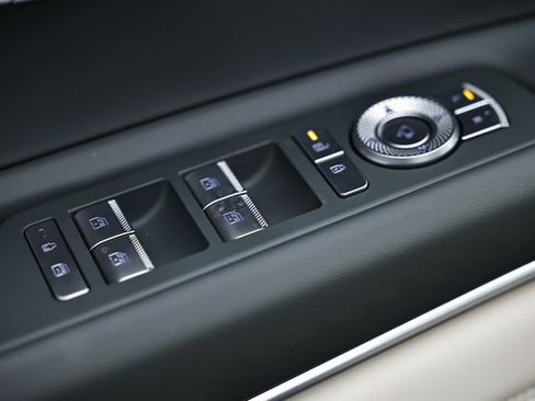 New 2026 Genesis GV80 2.5T Select image 18