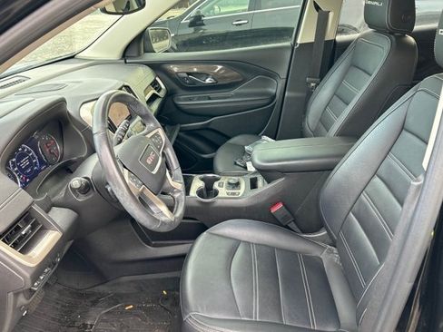 Used 2022 GMC Terrain Denali image 6