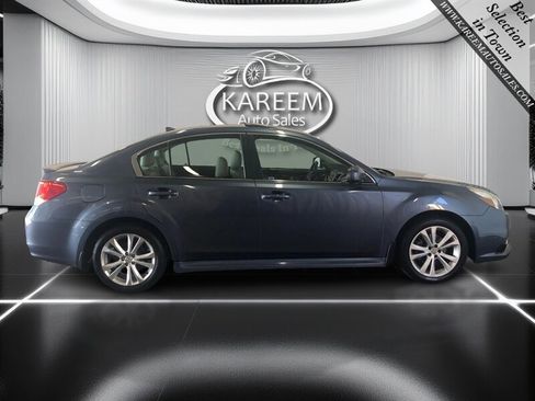 Used 2014 Subaru Legacy 2.5i Limited w/ Moonroof Package image 4