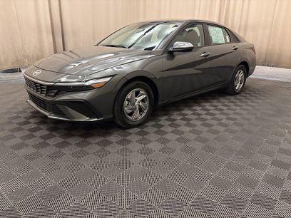Certified 2025 Hyundai Elantra SE