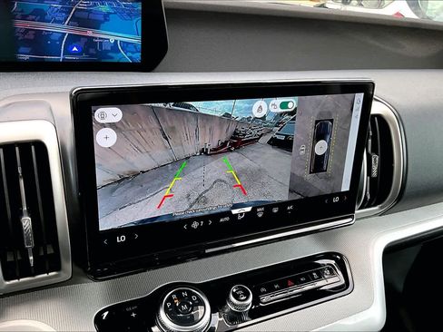 Certified 2025 Ford Expedition Active RWD image 29