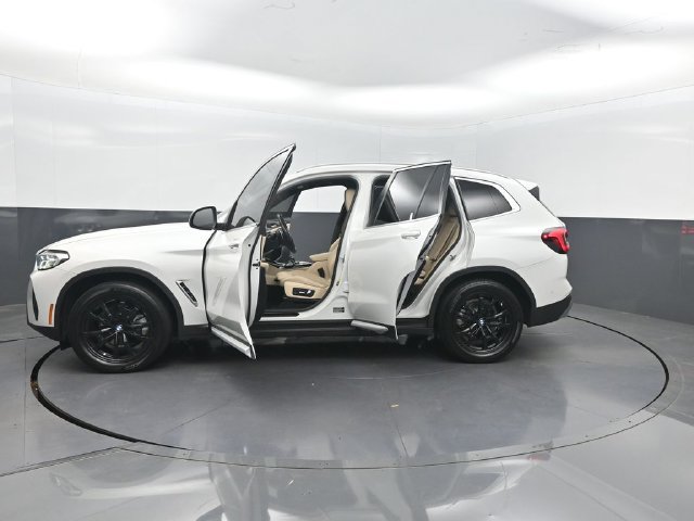 Used 2022 BMW X3 xDrive30i w/ Convenience Package AWD/4WD image 39
