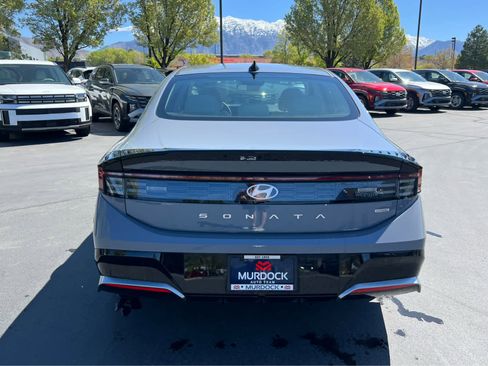 New 2026 Hyundai Sonata SEL AWD/4WD image 9