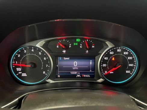 Used 2021 Chevrolet Equinox LT AWD/4WD image 16