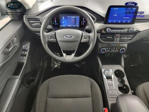 Certified 2024 Ford Escape Active AWD/4WD image 26