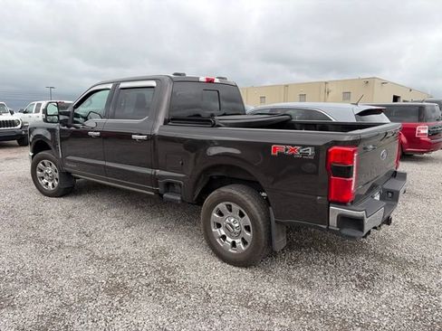 Used 2024 Ford F250 Lariat w/ Lariat Ultimate Package AWD/4WD image 5
