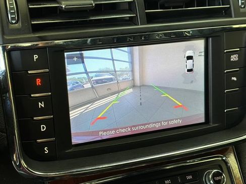 Used 2020 Lincoln Continental FWD image 22