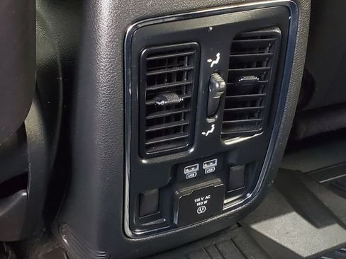 Used 2021 Jeep Grand Cherokee Limited w/ Trailer Tow Group IV AWD/4WD image 32