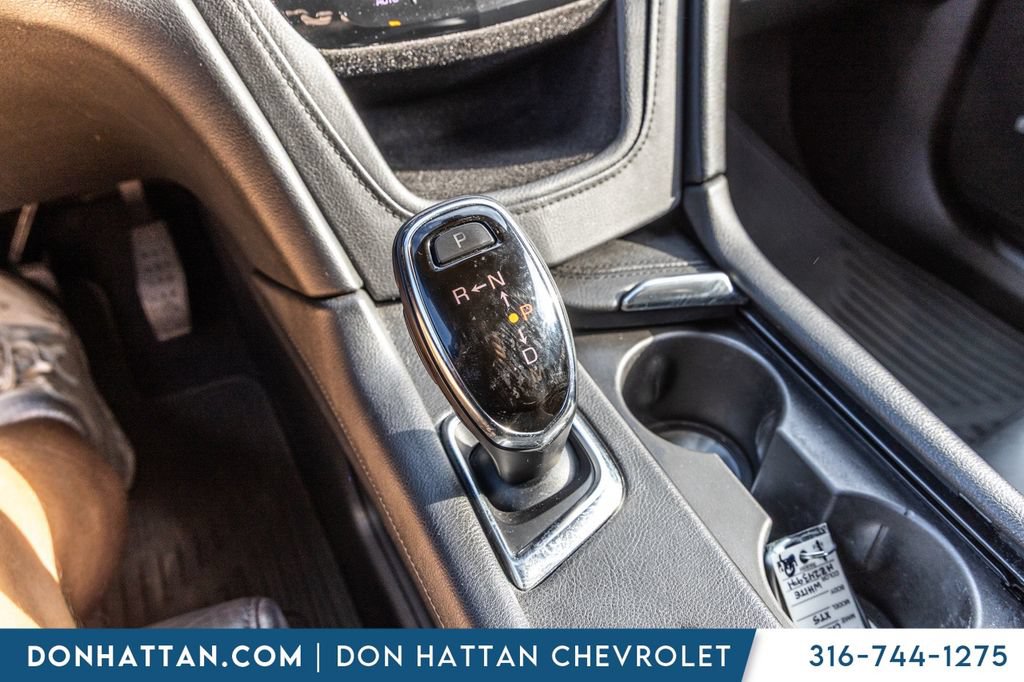 Used 2017 Cadillac XT5 Luxury w/ Driver Awareness Package FWD image 9