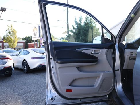 Used 2019 Honda Pilot LX image 13