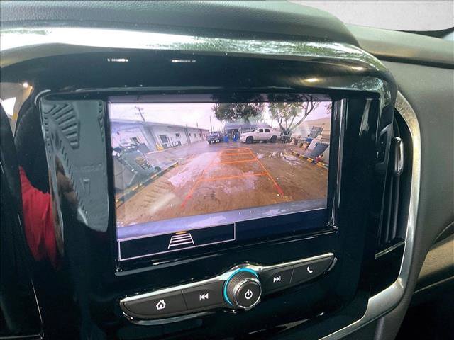 Used 2023 Chevrolet Traverse LT FWD image 23