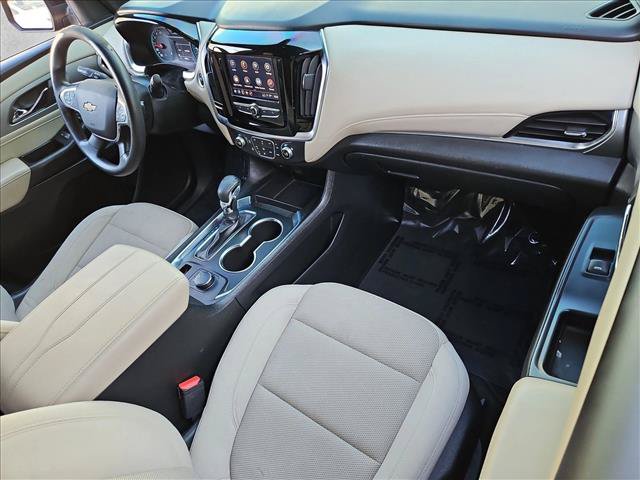Used 2022 Chevrolet Traverse LS FWD image 22
