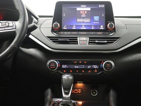 Used 2020 Nissan Altima 2.5 SV FWD image 25