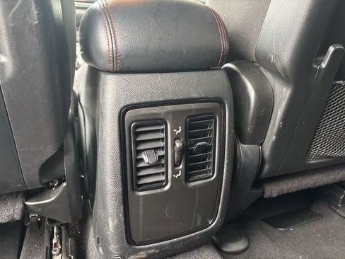 Used 2025 Dodge Durango GT AWD/4WD image 17