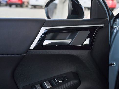 New 2026 Mitsubishi Outlander AWD image 26