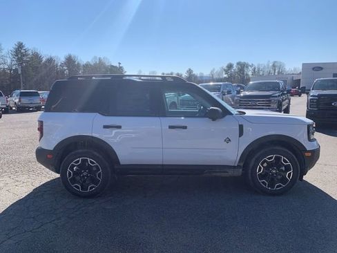 New 2026 Ford Bronco Sport Outer Banks w/ Outer Banks Tech Package+ image 11