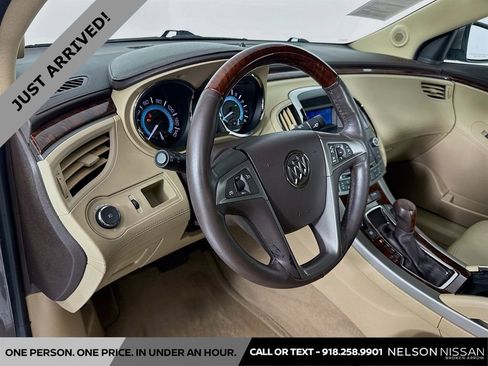 Used 2011 Buick LaCrosse CXL w/ Luxury Package AWD/4WD image 9
