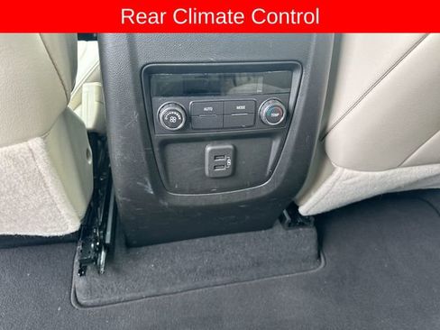 Used 2024 Buick Enclave Essence w/ Technology Package FWD image 28