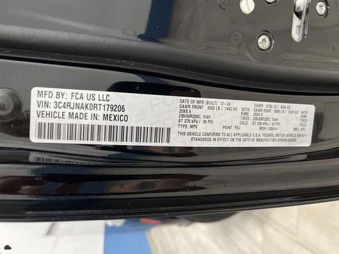 Used 2024 Jeep Wagoneer Launch Edition image 43