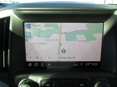 Used 2021 GMC Terrain SLT w/ Infotainment Package II image 19