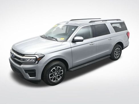 Used 2024 Ford Expedition Max XLT image 22