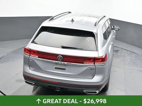 Used 2024 Volkswagen Atlas SE AWD/4WD image 12