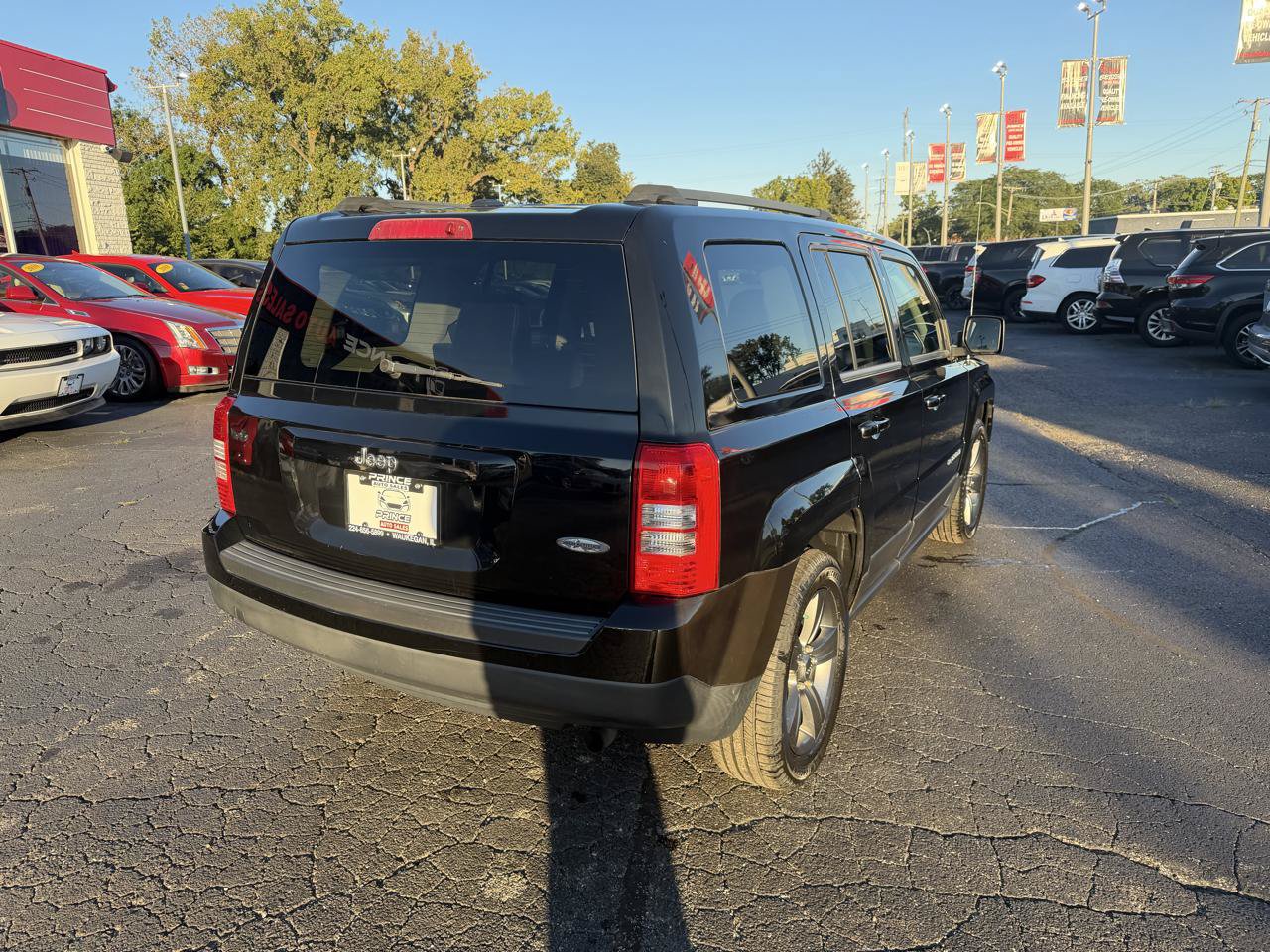 Used 2014 Jeep Patriot High Altitude FWD image 8
