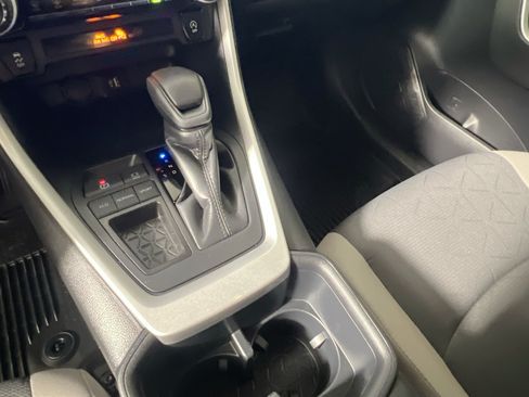 Used 2025 Toyota RAV4 XLE w/ Convenience Package FWD image 26