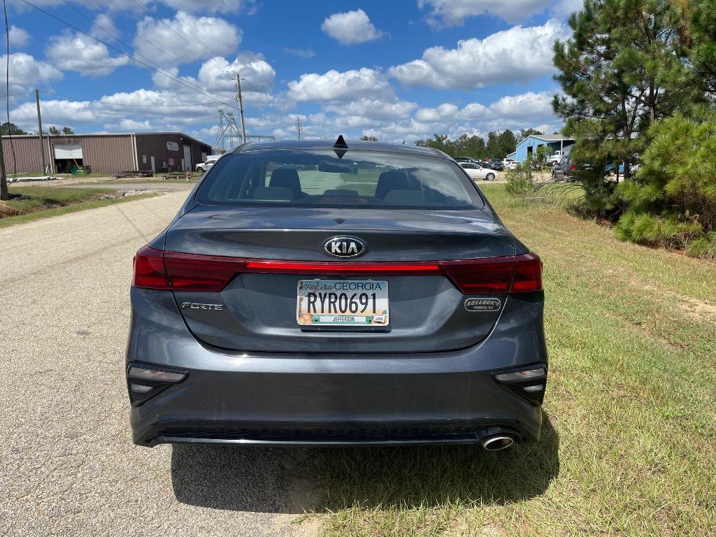 Used 2020 Kia Forte LXS FWD image 8