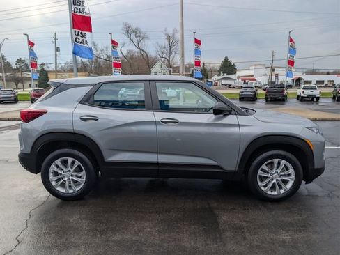 Used 2023 Chevrolet TrailBlazer LS image 6