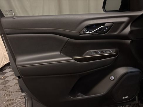 Used 2021 GMC Acadia AT4 w/ Trailering Package image 9